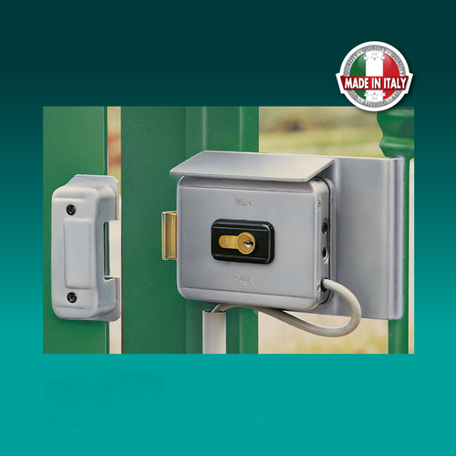 Outdoor gate electric lock card access system